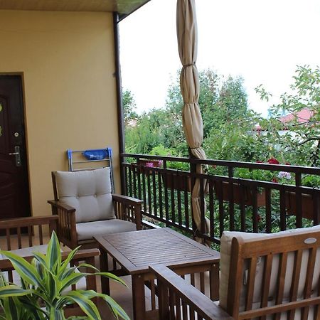 Tinikos Guest House Telavi Ngoại thất bức ảnh