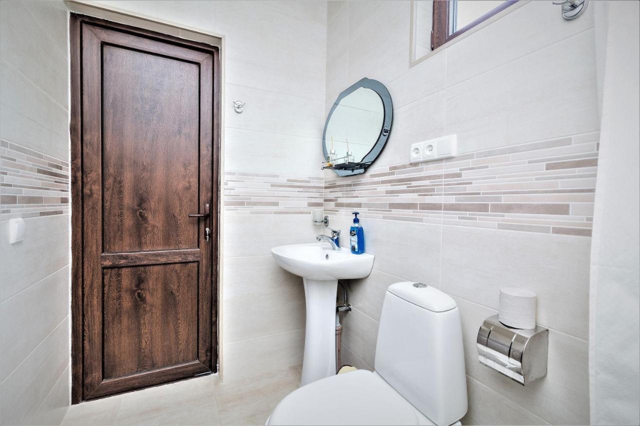 Tinikos Guest House Telavi Ngoại thất bức ảnh